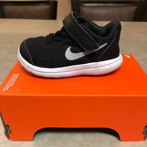 Nike toddler shoes